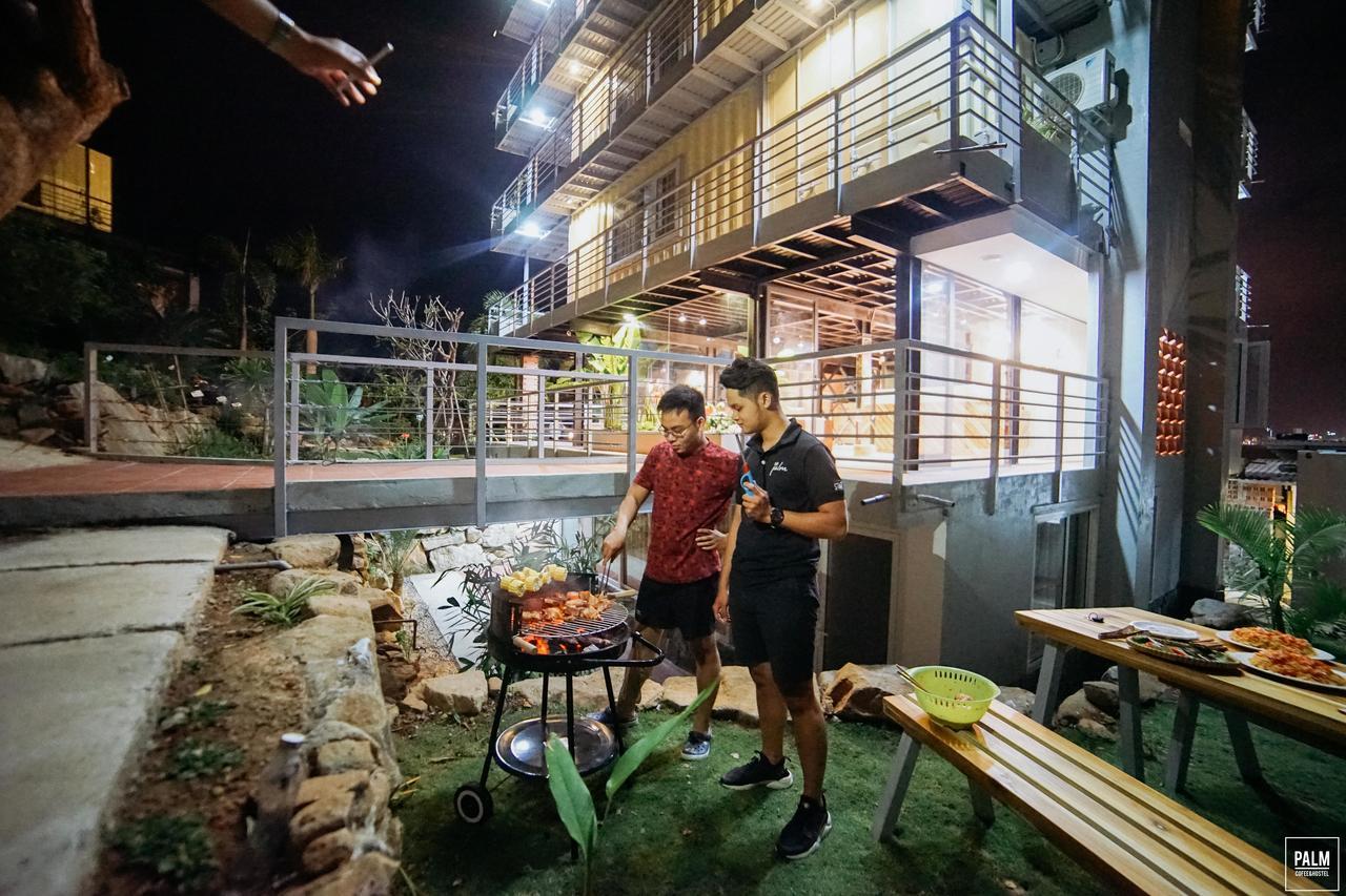 Palm Hostel & Coffee Нячанг Экстерьер фото